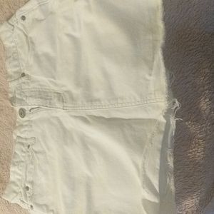 White denim skirt